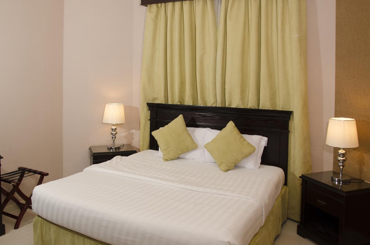 Hotel Continent Sumou