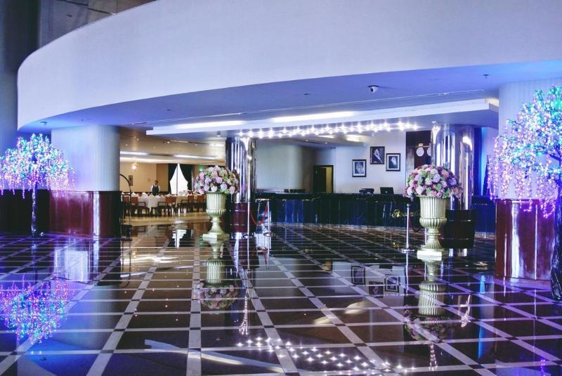 Hotel Continent Sumou